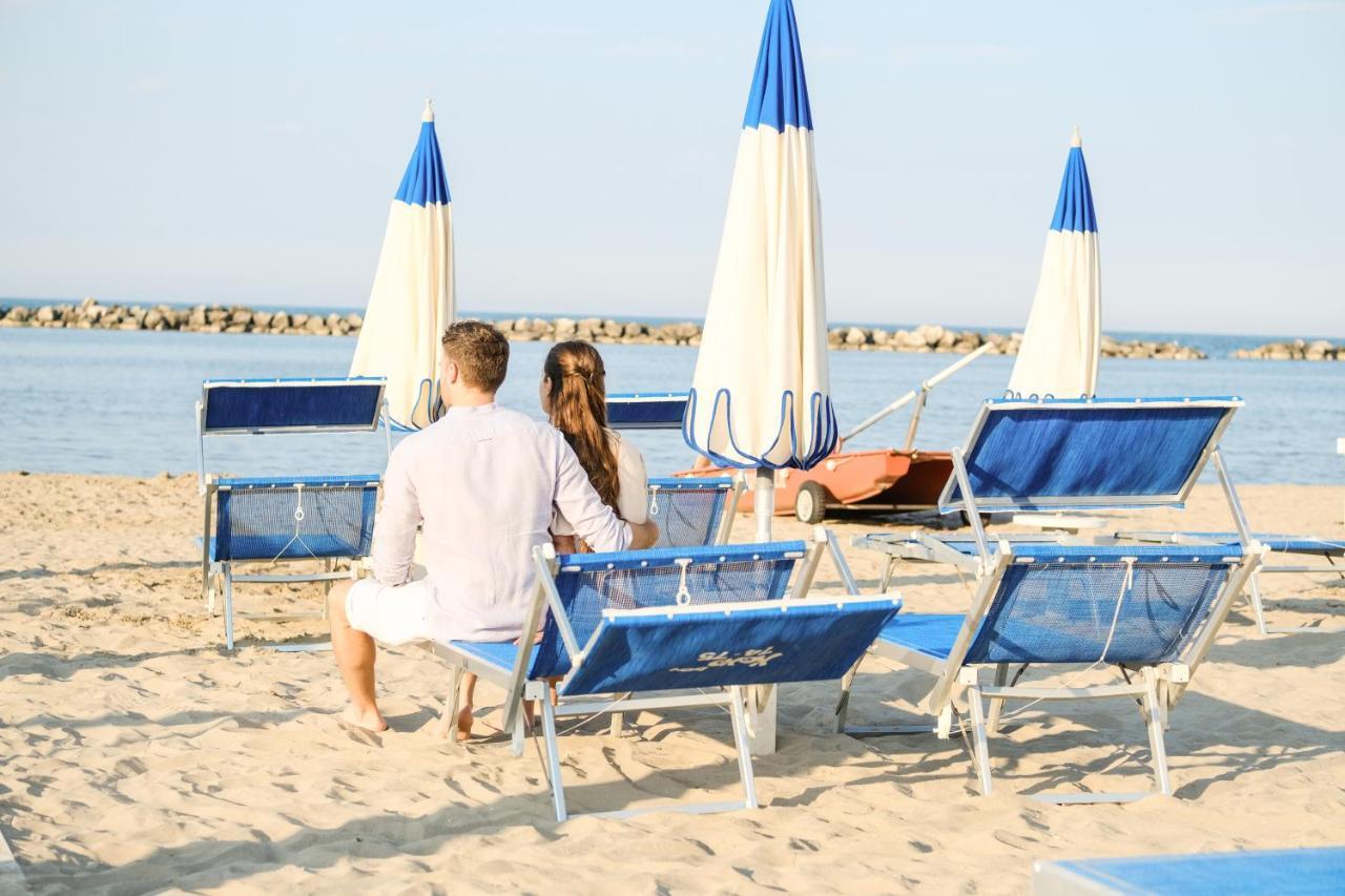 Hotel Thea Bellaria-Igea Marina Dış mekan fotoğraf