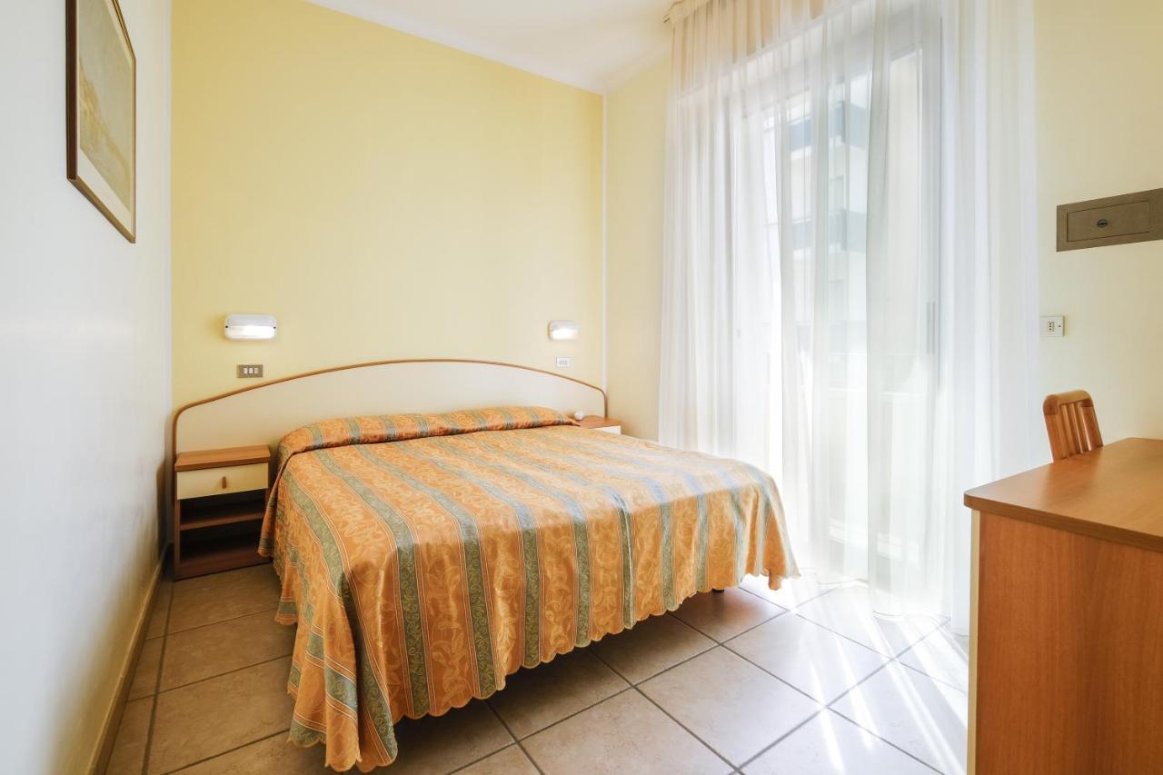 Hotel Thea Bellaria-Igea Marina Dış mekan fotoğraf