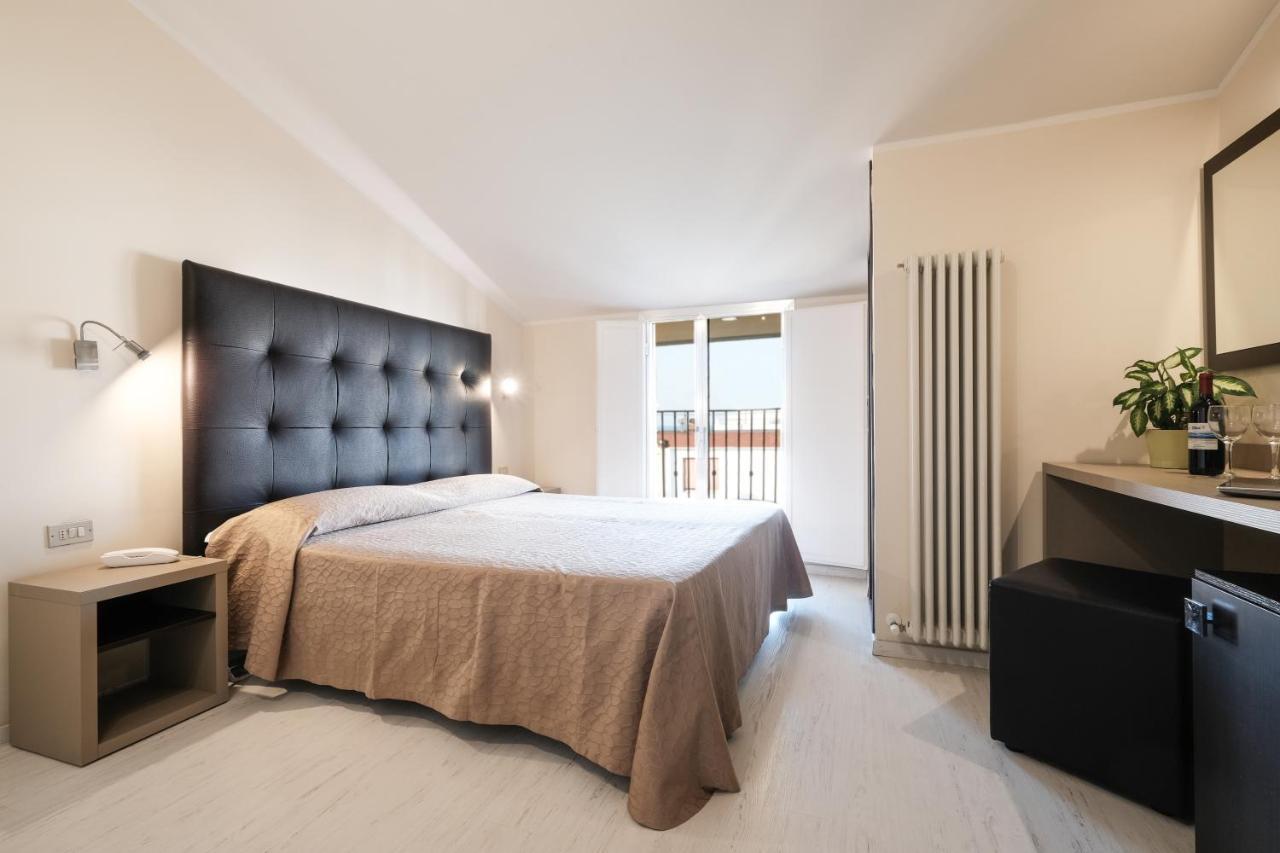 Hotel Thea Bellaria-Igea Marina Dış mekan fotoğraf
